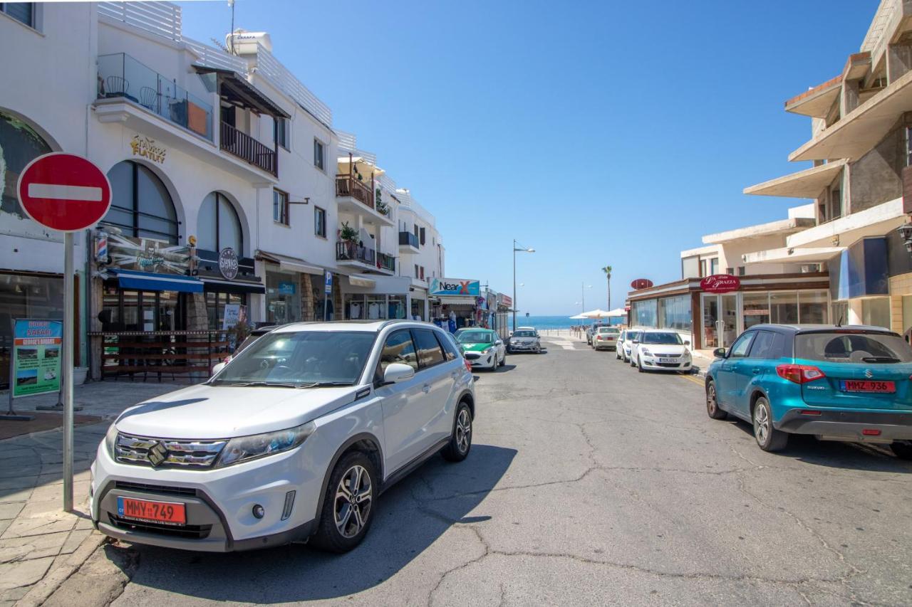 Light House - Seafront Cosy Studio With Library Paphos 外观 照片